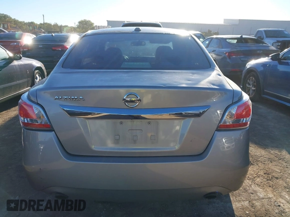 2014 Nissan Altima 2.5 with VIN 1N4AL3AP8EN369973, listed as a IAAI auction lot 40566240 with 145,434 mi miles. Bid and sale history available at carsss.com. Image 16.