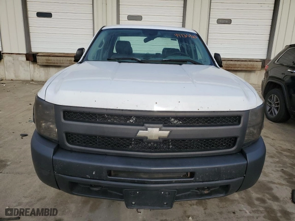 2009 Chevrolet Silverado 1500 Work Truck with VIN 1GCEK19CX9Z262331, listed as a Copart auction lot 44735325 with 295,222 mi miles and Salvage Title. Bid and sale history available at carsss.com. Image 5.