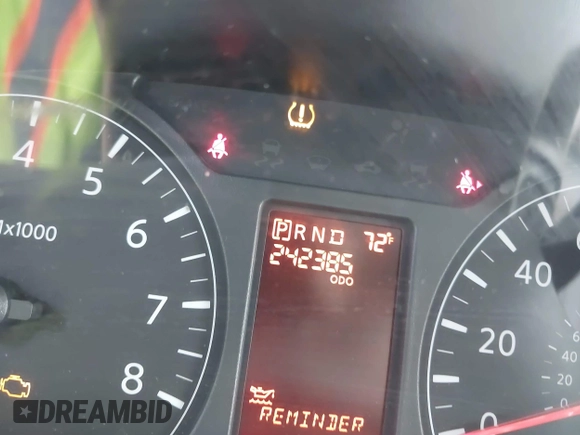 2018 Nissan NV Cargo S z VIN 1N6BF0KM7JN808869, wystawiony jako IAAI lot #42091339 z przebiegiem 242 385 mil mil oraz . Historia ofert i sprzedaży dostępna na DreamBid. Obrazek 15.