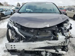 2021 Toyota Sienna Limited with VIN 5TDZSKFC3MS008238, listed as a Copart auction lot 46328225 with 28,269 mi miles and Salvage Title. Bid and sale history available at DreamBid. Image 5.