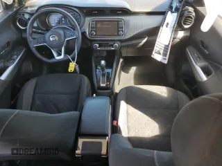 2020 Nissan Kicks SV with VIN 3N1CP5CV6LL490726, listed as a Copart auction lot 49551945 with 116,910 mi miles and Salvage Title. Bid and sale history available at DreamBid. Image 8.