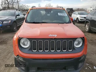 2015 Jeep Renegade Latitude with VIN ZACCJABH0FPB59012, listed as a Copart auction lot 46702535 with 63,692 mi miles and Clean Title. Bid and sale history available at carsss.com. Image 5.