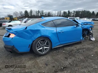 2024 Ford Mustang GT with VIN 1FA6P8CF7R5435012, listed as a Copart auction lot 49123195 with 3,207 mi miles and Salvage title. Bid and sale history available at DreamBid. Image 3.
