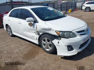 2013 Toyota Corolla L with VIN 2T1BU4EE4DC981499, listed as a IAAI auction lot 42052280 with 111,153 mi miles. Bid and sale history available at carsss.com. Image 1.