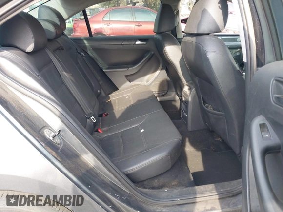 2012 Volkswagen Jetta SE with VIN 3VWDP7AJ8CM330366, listed as a IAAI auction lot 41450611 with 256,079 mi miles and . Bid and sale history available at DreamBid. Image 8.