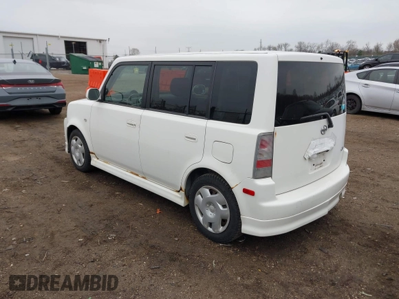 2005 Scion xB z VIN JTLKT324154024331, wystawiony jako IAAI lot #42045127 z przebiegiem 170 111 mil mil oraz . Historia ofert i sprzedaży dostępna na DreamBid. Obrazek 3.