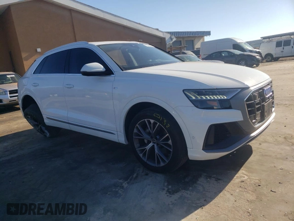 2023 Audi Q8 Premium Plus with VIN WA1EVBF13PD016600, listed as a Copart auction lot 72583044 with 31,983 mi miles and Salvage title. Bid and sale history available at DreamBid. Image 4.