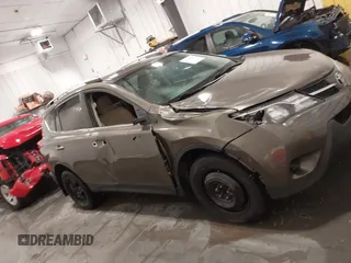 2013 Toyota RAV4 LE с VIN 2T3BFREV5DW103478, выставлен на аукционе IAAI как лот 42309608 с пробегом 95 303 миль миль и . История ставок и продаж доступна на DreamBid. Изображение 14.
