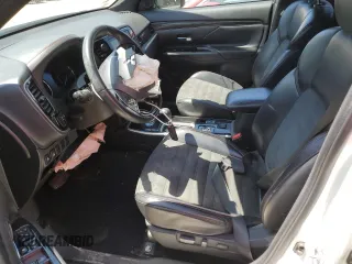 2020 Mitsubishi Outlander ES with VIN JA4AZ3A38LZ040504, listed as a Copart auction lot 54550545 with 145,302 mi miles and Salvage title. Bid and sale history available at DreamBid. Image 7.