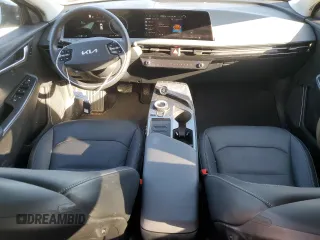 2022 Kia EV6 Wind with VIN KNDC3DLC4N5032784, listed as a Copart auction lot 46916385 with 70,102 mi miles and Salvage Title. Bid and sale history available at carsss.com. Image 8.