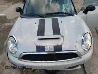 2014 MINI Clubman S z VIN WMWZG3C52ETY33460, wystawiony jako Copart lot #82752834 z przebiegiem 130 015 mil mil oraz Szkoda całkowita • Salvage title. Historia ofert i sprzedaży dostępna na DreamBid. Obrazek 12.