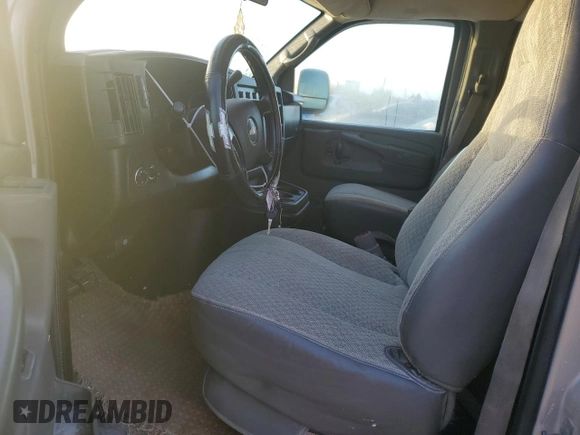 2008 Chevrolet Express Passenger z VIN 1GAHG39K181202980, wystawiony jako Copart lot #77233854 z przebiegiem Nie podano mil oraz Szkoda całkowita • Salvage title. Historia ofert i sprzedaży dostępna na DreamBid. Obrazek 7.