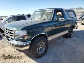 1993 Ford Bronco XL with VIN 1FMEU15NXPLA29515, listed as a Copart auction lot 86066804 with 0 mi miles and Salvage Title. Bid and sale history available at carsss.com. Image 1.