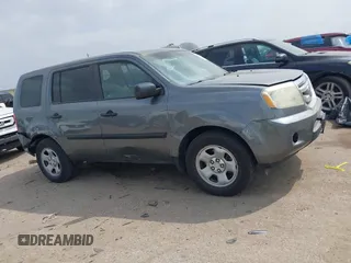 2011 Honda Pilot LX with VIN 5FNYF4H24BB098145, listed as a IAAI auction lot 41805201 with 144,920 mi miles. Bid and sale history available at carsss.com. Image 13.