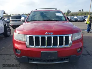 2011 Jeep Grand Cherokee Limited with VIN 1J4RR5GG1BC502105, listed as a IAAI auction lot 42024930 with 156,262 mi miles. Bid and sale history available at carsss.com. Image 6.
