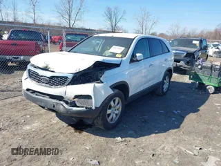 2011 Kia Sorento LX with VIN 5XYKT3A19BG101768, listed as a IAAI auction lot 41879055 with 147,902 mi miles. Bid and sale history available at carsss.com. Image 16.