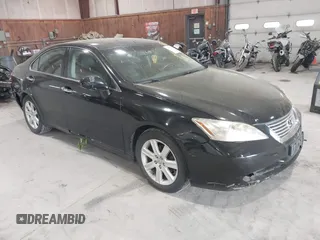 2008 Lexus ES 350 with VIN JTHBJ46G482270283, listed as a IAAI auction lot 42174180 with 286,277 mi miles. Bid and sale history available at carsss.com. Image 1.