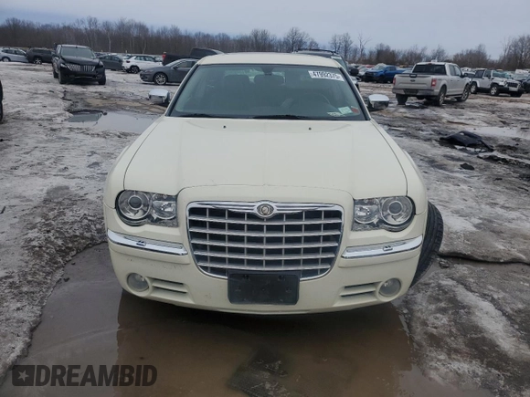 2005 Chrysler 300 with VIN 2C3AA63H85H635805, listed as a Copart auction lot 47992375 with 183,035 mi miles and Salvage Title. Bid and sale history available at carsss.com. Image 5.