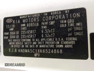 2019 Kia Sedona L with VIN KNDMA5C1XK6524868, listed as a IAAI auction lot 41048602 with 82,511 mi miles. Bid and sale history available at carsss.com. Image 9.