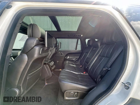 2015 Land Rover Range Rover Autobiography z VIN SALGV3TF2FA223511, wystawiony jako Copart lot #61275835 z przebiegiem 181 062 mil mil oraz Czysty tytuł • Clean title. Historia ofert i sprzedaży dostępna na DreamBid. Obrazek 6.