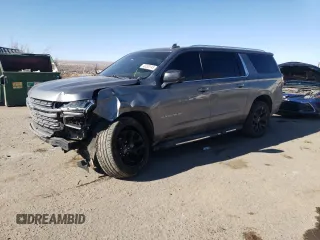 2022 Chevrolet Suburban Premier with VIN 1GNSKFKD6NR102953, listed as a Copart auction lot 43290145 with 75,274 mi miles and Salvage Title. Bid and sale history available at carsss.com. Image 1.
