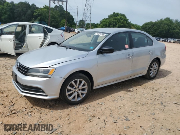 2015 Volkswagen Jetta SE z VIN 3VWD17AJ4FM221246, wystawiony jako Copart lot #54321255 z przebiegiem 172 906 mil mil oraz Szkoda całkowita • Salvage title. Historia ofert i sprzedaży dostępna na DreamBid. Obrazek 1.