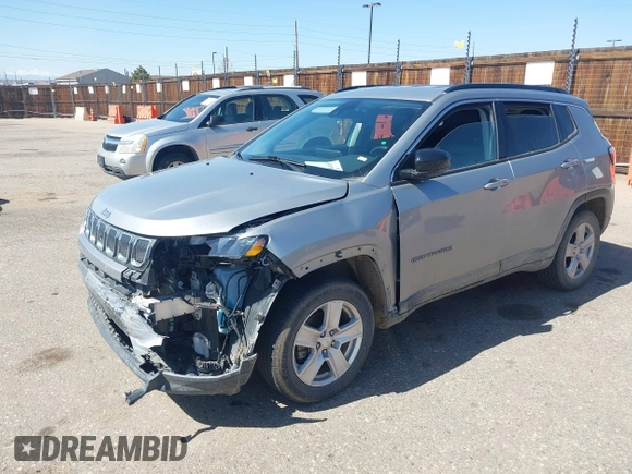 2022 Jeep Compass Latitude with VIN 3C4NJDBB0NT230866, listed as a IAAI auction lot 41979792 with 53,146 mi miles and . Bid and sale history available at DreamBid. Image 2.