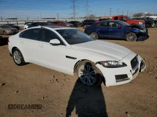 2017 Jaguar XF 35t Premium with VIN SAJBJ4BV1HCY30830, listed as a Copart auction lot 83018134 with 86,534 mi miles and Salvage Title. Bid and sale history available at carsss.com. Image 4.