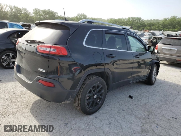 2018 Jeep Cherokee Latitude Tech Connect z VIN 1C4PJLCB8JD537025, wystawiony jako Copart lot #56568695 z przebiegiem 149 071 mil mil oraz Szkoda całkowita • Salvage title. Historia ofert i sprzedaży dostępna na DreamBid. Obrazek 3.