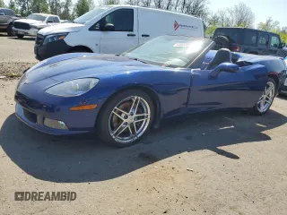2005 Chevrolet Corvette z VIN 1G1YY34U355128486, wystawiony jako Copart lot #54004685 z przebiegiem 132 293 mil mil oraz Szkoda całkowita • Salvage title. Historia ofert i sprzedaży dostępna na DreamBid. Obrazek 1.