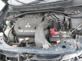 2007 Mitsubishi Outlander ES with VIN JA4MS31X37Z012460, listed as a IAAI auction lot 41369777 with 174,722 mi miles. Bid and sale history available at carsss.com. Image 10.