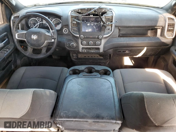 2024 Ram 2500 Big Horn with VIN 3C6UR5DJ8RG413310, listed as a Copart auction lot 60254495 with 7,369 mi miles and Clean title. Bid and sale history available at DreamBid. Image 8.