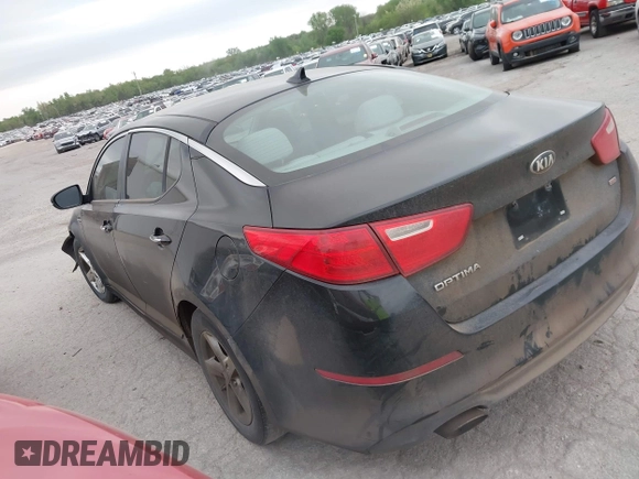 2015 Kia Optima LX with VIN 5XXGM4A77FG357303, listed as a IAAI auction lot 42078648 with 181,904 mi miles. Bid and sale history available at carsss.com. Image 3.