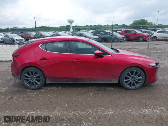 2020 Mazda 3 with VIN JM1BPALM0L1153596, listed as a IAAI auction lot 42369974 with 114,397 mi miles and . Bid and sale history available at DreamBid. Image 13.