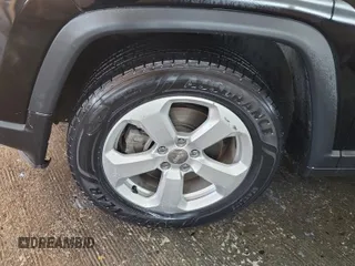 2018 Jeep Compass Latitude with VIN 3C4NJCBB3JT267351, listed as a IAAI auction lot 42715580 with 153,508 mi miles and . Bid and sale history available at DreamBid. Image 54.