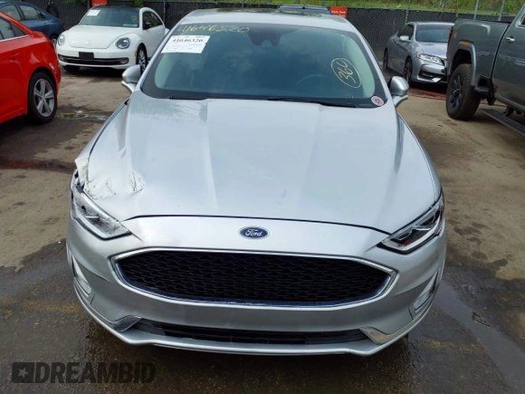 2019 Ford Fusion Titanium with VIN 3FA6P0D91KR187109, listed as a IAAI auction lot 41646320 with 107,125 mi miles. Bid and sale history available at carsss.com. Image 12.