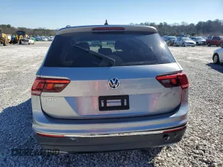 2020 Volkswagen Tiguan SE with VIN 3VV3B7AX8LM121003, listed as a Copart auction lot 44788675 with 39,800 mi miles and Salvage Title. Bid and sale history available at DreamBid. Image 6.