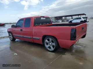 2001 Chevrolet Silverado 1500 LT with VIN 2GCEC19T511132404, listed as a Copart auction lot 47375145 with 305,048 mi miles and Salvage Title. Bid and sale history available at carsss.com. Image 2.