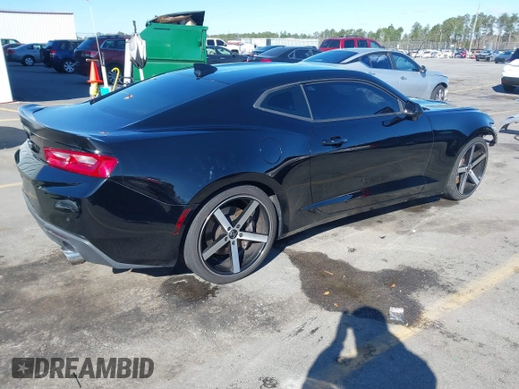 2018 Chevrolet Camaro 2SS with VIN 1G1FG1R70J0100573, listed as a IAAI auction lot 41708889 with 83,834 mi miles and . Bid and sale history available at DreamBid. Image 4.