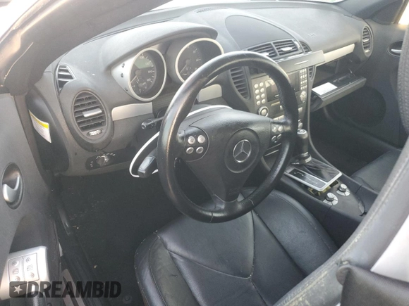 2005 Mercedes-Benz SLK-Class with VIN WDBWK56FX5F060562, listed as a Copart auction lot 73662754 with 0 mi miles and Salvage Title. Bid and sale history available at carsss.com. Image 8.