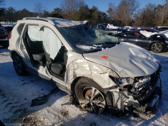 2017 Nissan Rogue SL with VIN JN8AT2MV5HW271467, listed as a Copart auction lot 86372354 with 0 mi miles and Salvage Title. Bid and sale history available at carsss.com. Image 4.