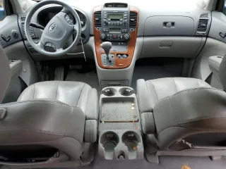 2006 Kia Sedona LX with VIN KNDMB233766096955, listed as a Copart auction lot 64966334 with 213,901 mi miles and Salvage Title. Bid and sale history available at carsss.com. Image 8.