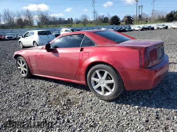 2004 Cadillac XLR z VIN 1G6YV34A945603839, wystawiony jako Copart lot #47592565 z przebiegiem Nie podano mil oraz Szkody całkowita. Historia ofert i sprzedaży dostępna na DreamBid. Obrazek 2.