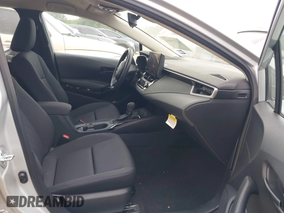 2023 Toyota Corolla LE z VIN 5YFB4MDE4PP006958, wystawiony jako IAAI lot #42119364 z przebiegiem 31 914 mil mil oraz . Historia ofert i sprzedaży dostępna na DreamBid. Obrazek 5.