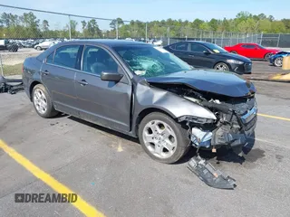 2010 Ford Fusion SE with VIN 3FAHP0HA9AR233281, listed as a IAAI auction lot 41916675 with 73,318 mi miles. Bid and sale history available at carsss.com. Image 1.