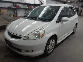 2007 Honda Fit Sport with VIN JHMGD38677S028159, listed as a IAAI auction lot 41960438 with 164,212 mi miles. Bid and sale history available at carsss.com. Image 2.
