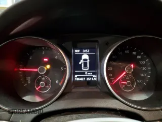 2013 Volkswagen Golf TDI w/Sunroof & Nav z VIN WVWNM7AJ6DW040886, wystawiony jako Copart lot #81915724 z przebiegiem 186 427 mil mil oraz Szkoda całkowita • Salvage title. Historia ofert i sprzedaży dostępna na DreamBid. Obrazek 9.