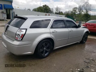 2006 Dodge Magnum z VIN 2D4FV47V86H414767, wystawiony jako Copart lot #72687004 z przebiegiem 245 247 mil mil oraz Nie do naprawy • Non repairable. Historia ofert i sprzedaży dostępna na DreamBid. Obrazek 3.