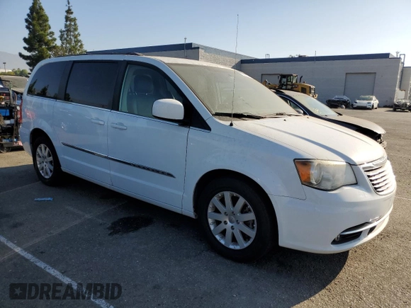 2014 Chrysler Town & Country Touring with VIN 2C4RC1BG3ER443061, listed as a Copart auction lot 73010804 with 138,717 mi miles and Clean Title. Bid and sale history available at DreamBid. Image 4.