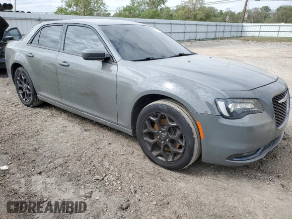 2019 Chrysler 300 with VIN 2C3CCAGGXKH656044, listed as a Copart auction lot 81293544 with 88,251 mi miles and Salvage Title. Bid and sale history available at carsss.com. Image 4.
